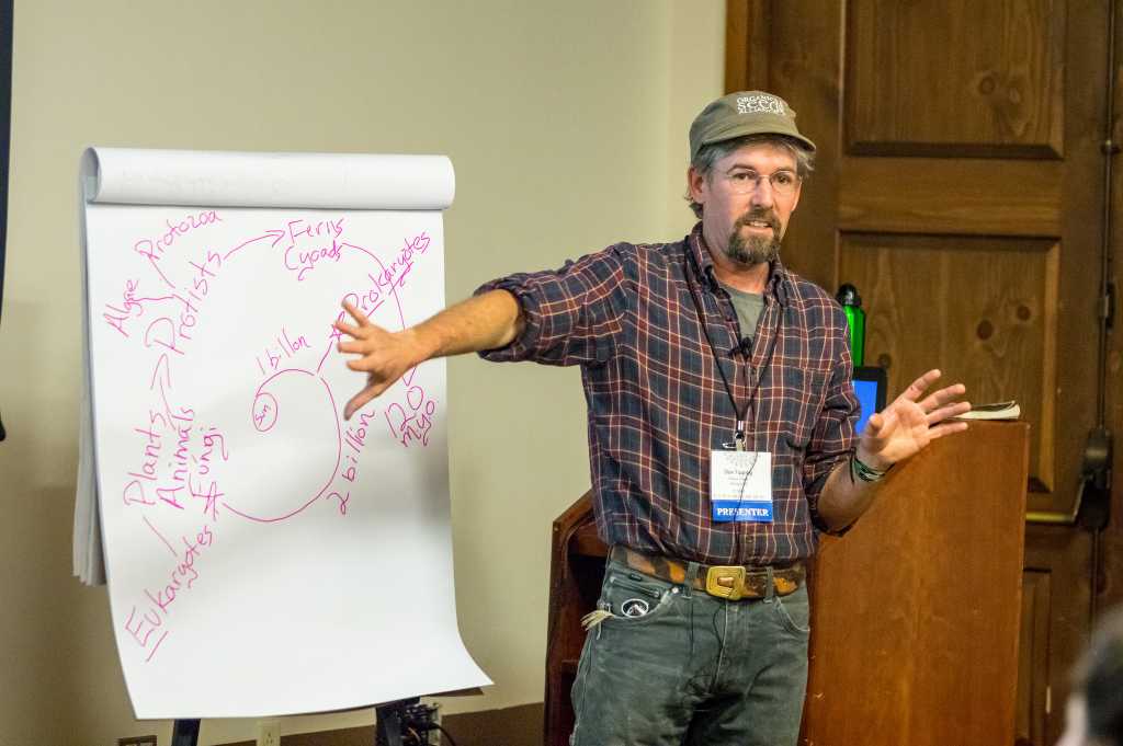 Don Tipping teaching &quot;The Seed as Expression of the Farm Individuality&quot;