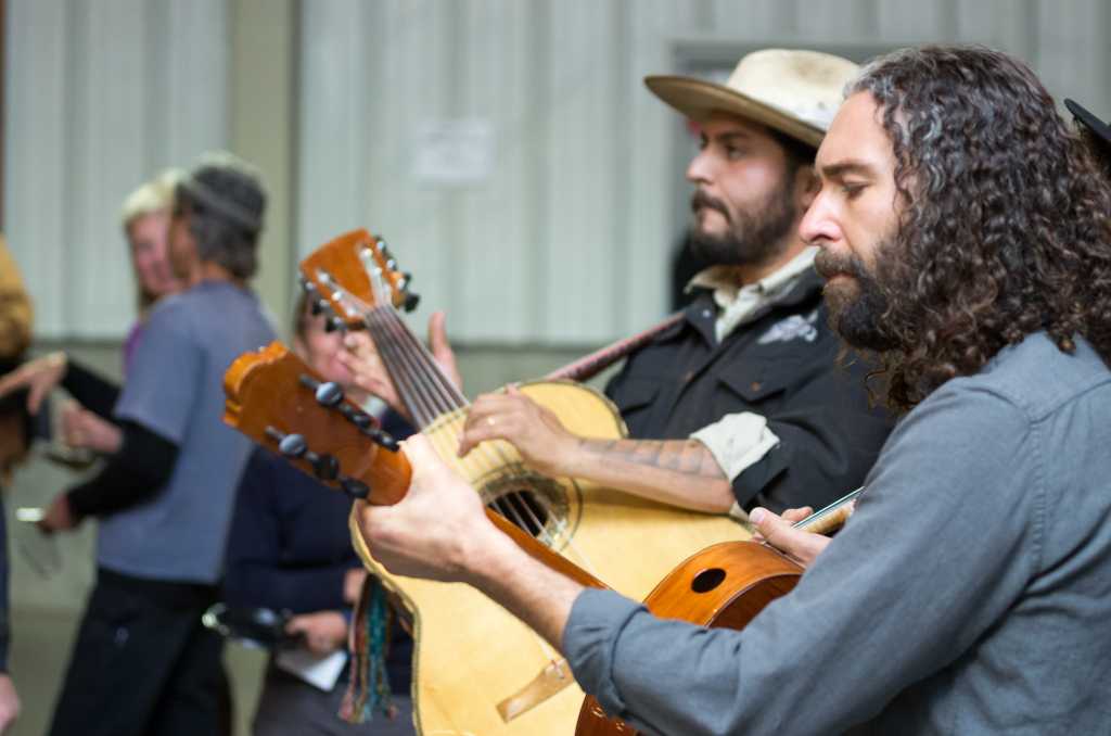 Lone Piñon playing at Tastes of Tierra Viva